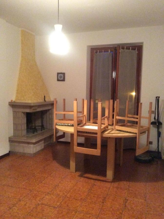 Appartamento Giacomo Leopardi Piobbico Exterior foto