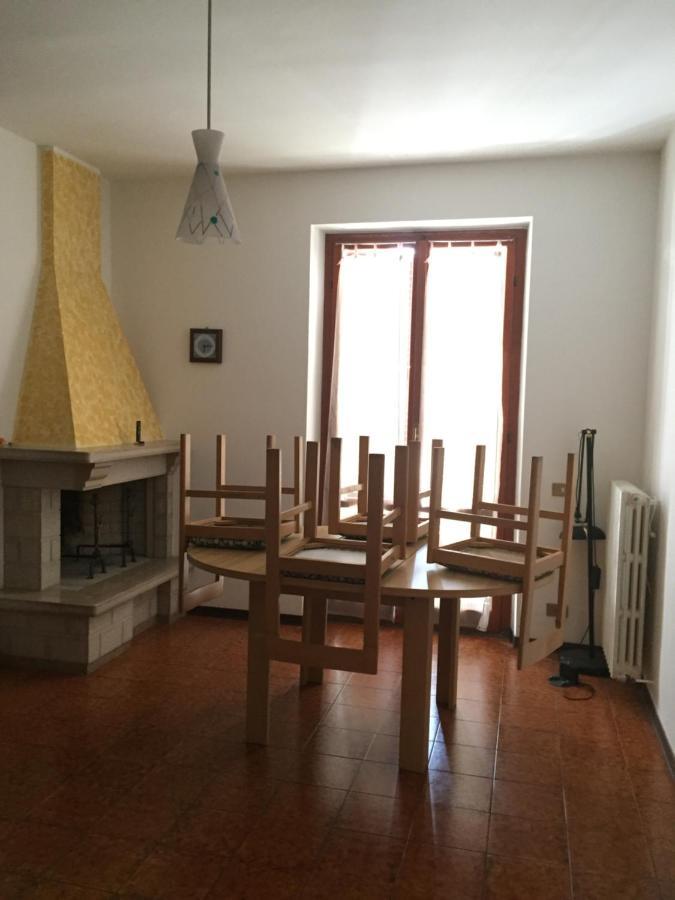 Appartamento Giacomo Leopardi Piobbico Exterior foto