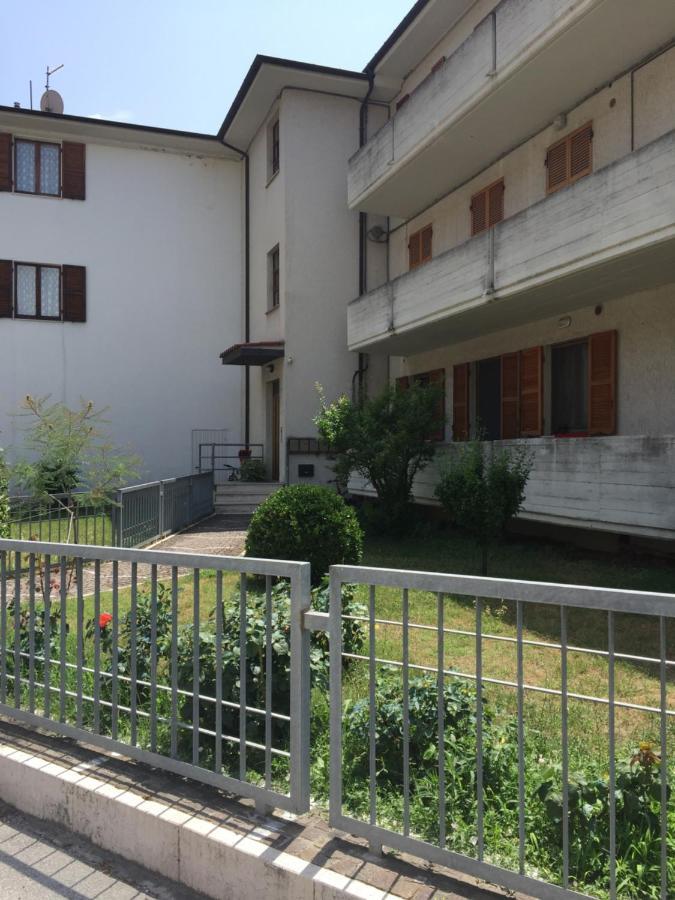 Appartamento Giacomo Leopardi Piobbico Exterior foto